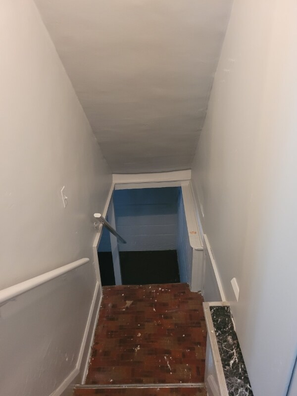 Building Photo - 1725 Talbot St