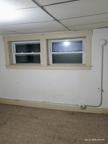 Building Photo - 15 Academy St
