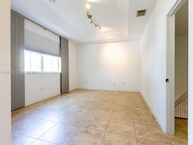 Building Photo - 11406 NW 76th Terrace