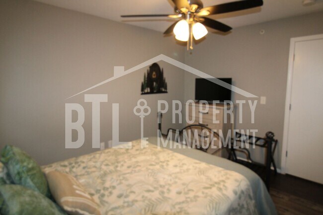 Building Photo - Beautifully Furnished 3 Bedroom Condo in Branson!