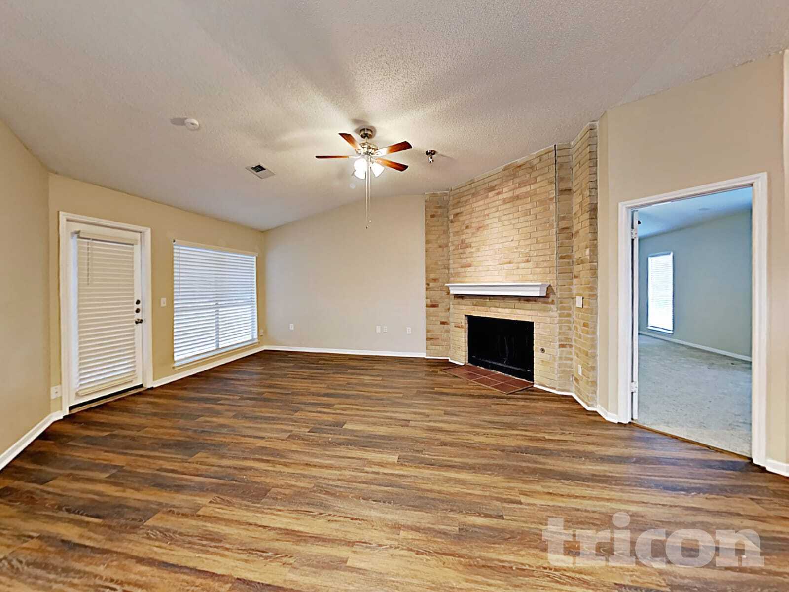 Building Photo - 6839 Raintree Forest