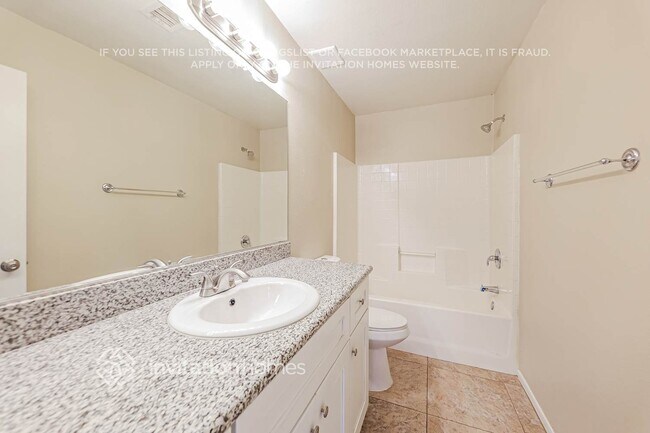 Building Photo - 13391 W Ironwood St