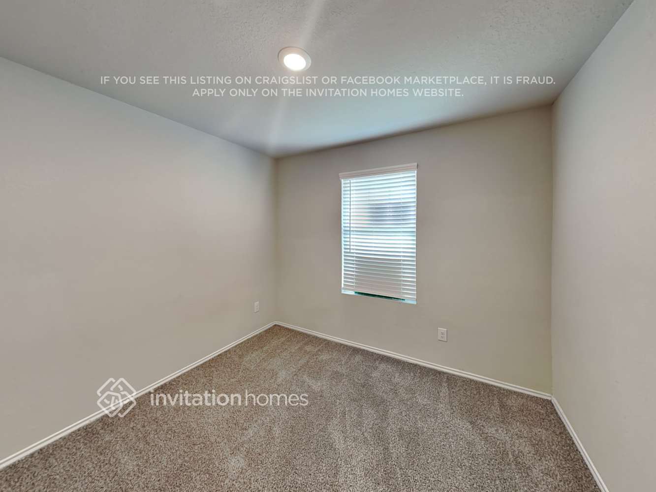 Building Photo - 3238 Kornberg Dr