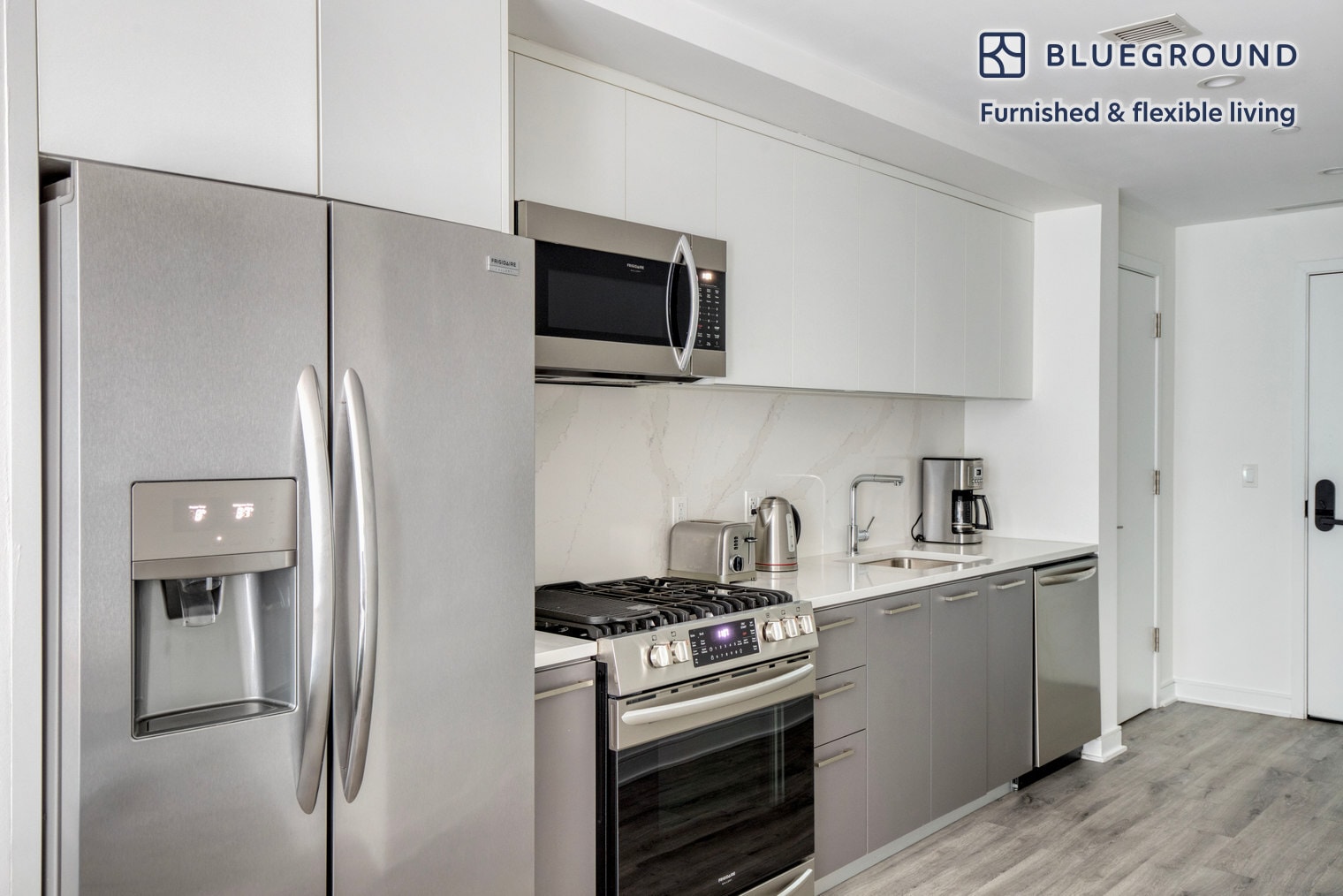 Building Photo - 949 1st St SE