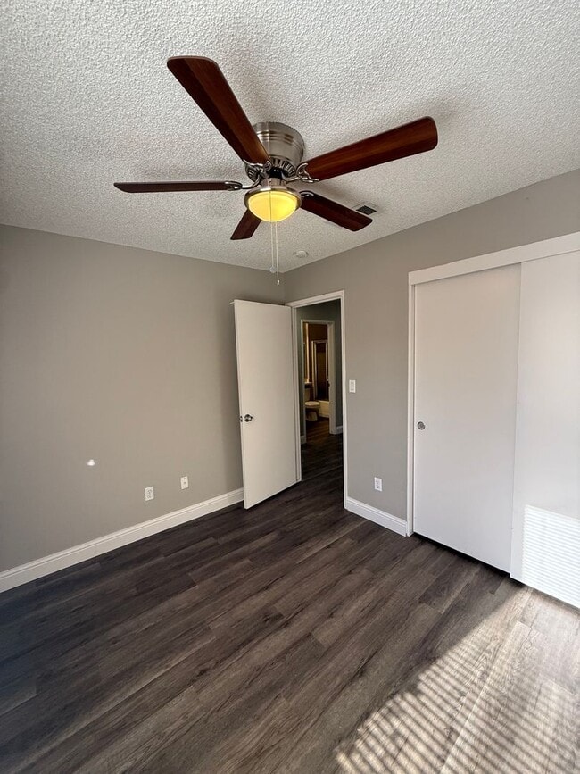 Building Photo - 4700 Wetherby Ct