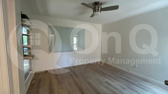 Building Photo - 3701 Leathertop Dr
