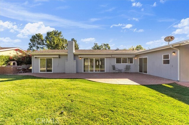 Building Photo - 8201 Clemens Ave