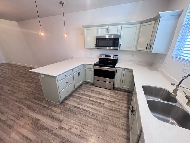 Building Photo - 3985 W 1960 N