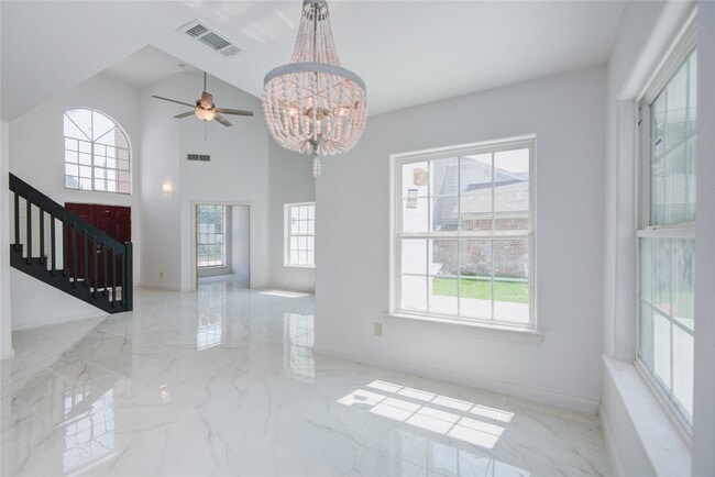 Building Photo - 4427 Waterfall Way