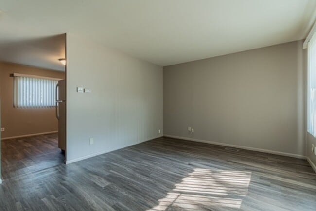 Building Photo - Newly renovated, 3 Bedroom ranch! - Availa...