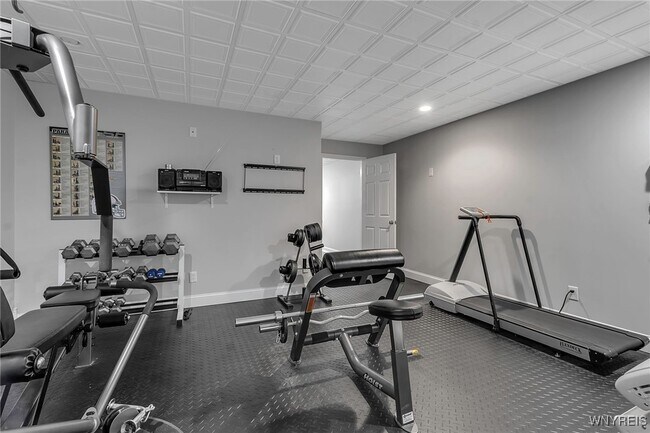 Building Photo - 6408 Heise Rd