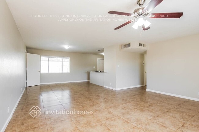 Building Photo - 4214 W Stella Ln