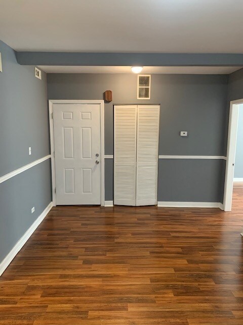 Building Photo - 314 E 70th St