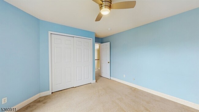 Building Photo - 104 Briar Ct