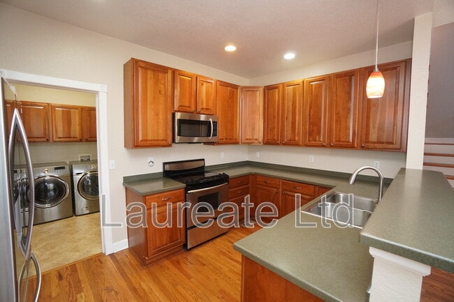Building Photo - 9013 Old Tom Morris Cir