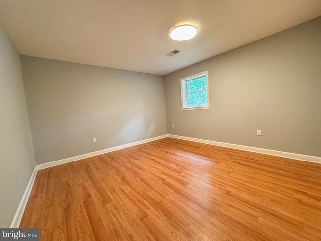 Building Photo - 2396 Mizzen Pl