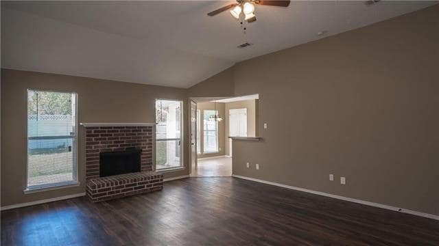 Building Photo - 1512 Manitoba Ln