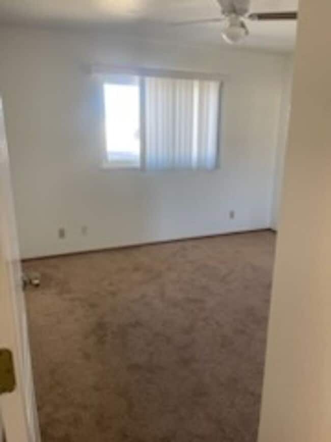 Building Photo - 3 Bedroom home in Lake California