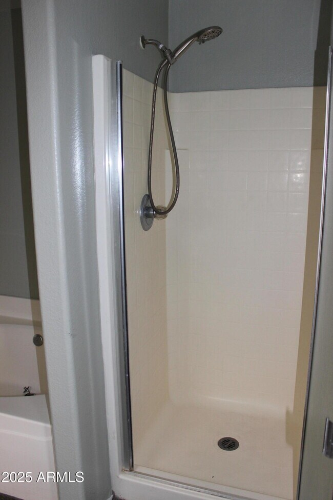 Building Photo - 1364 S Wagon Wheel Ct