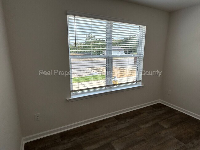 Building Photo - 8515 Beckett Chase Wy