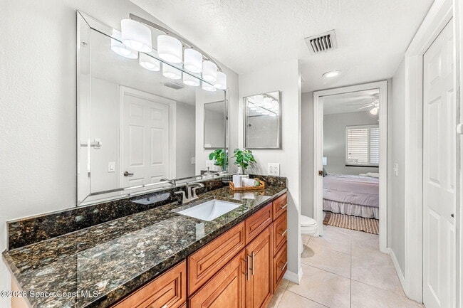 Building Photo - 1505 N Hwy A1A