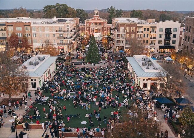 Building Photo - 9103 Windrush Ln