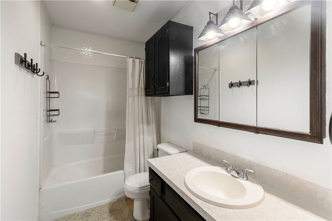 Building Photo - 2502 Waterwood Ln