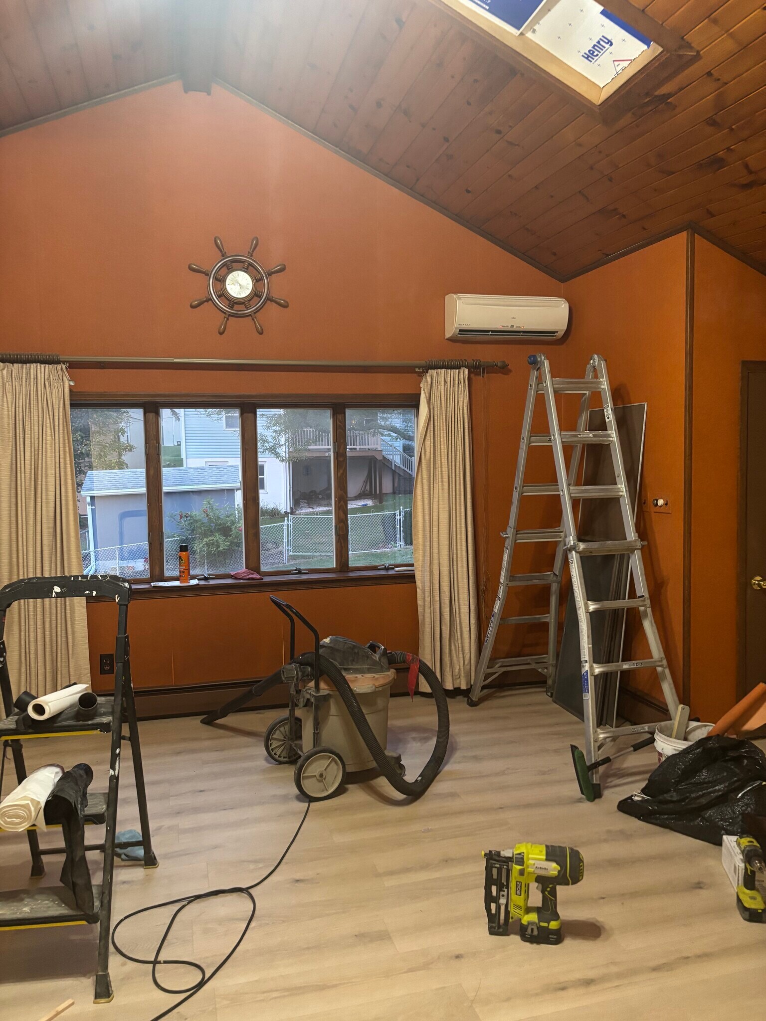 Living room , excuse the tools. And no curtains - 1 Mars St