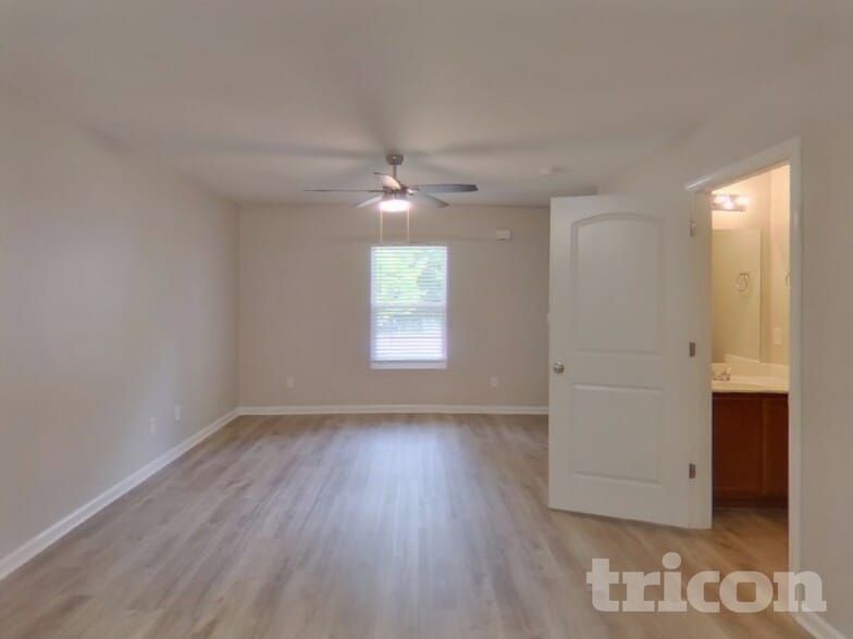 Building Photo - 155 Tybo Dr