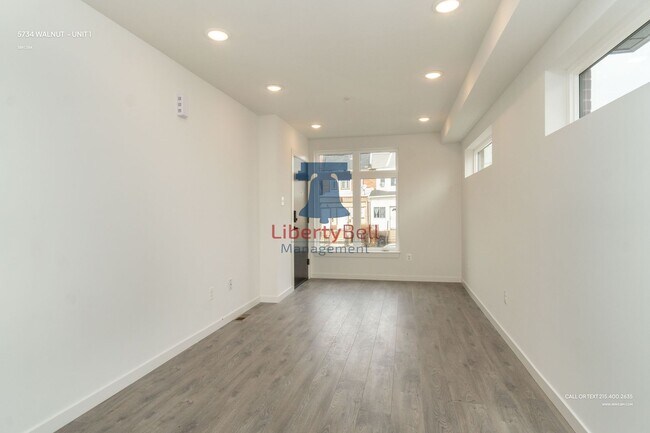 Building Photo - 5734 Walnut St