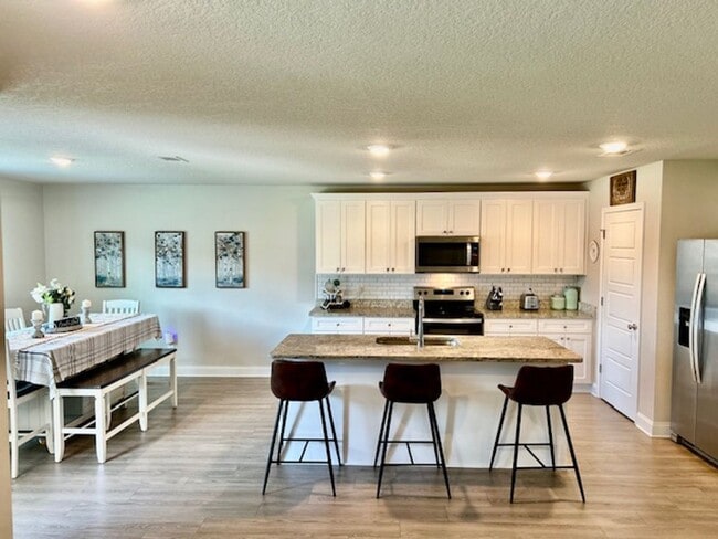 Building Photo - Gulfport 4 Bedroom