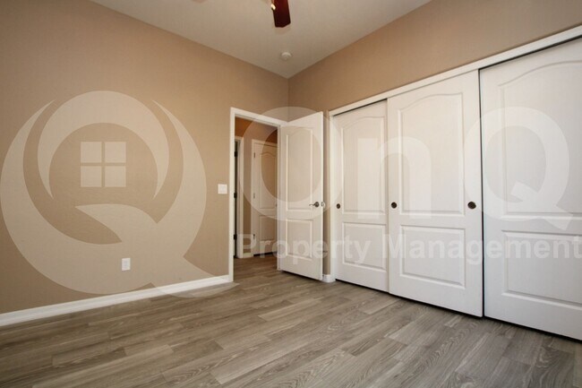 Building Photo - 12238 W Ironwood St