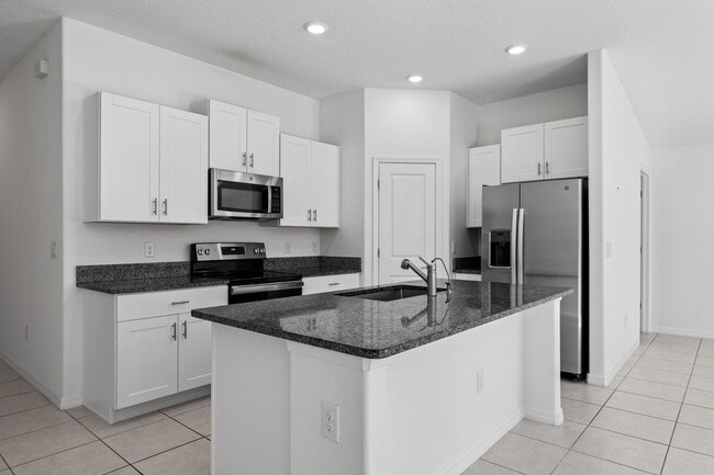 Building Photo - Like New 3/2 in Wimauma