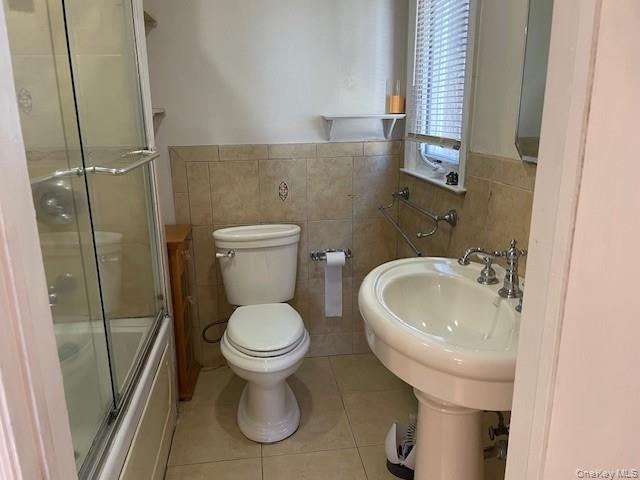 Building Photo - 22 Emerald Ln