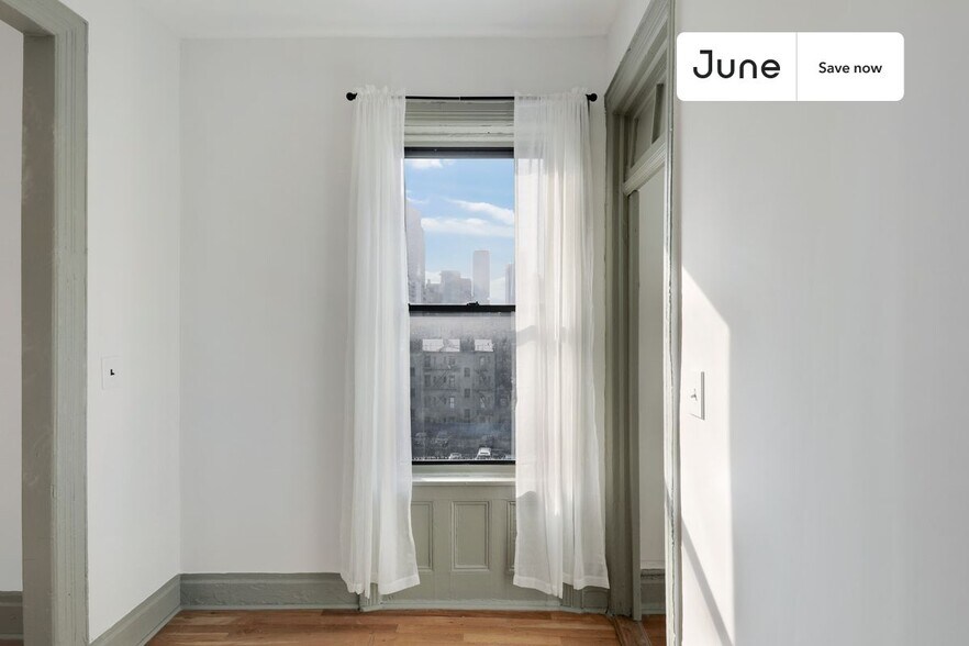 Building Photo - 824 9th Ave