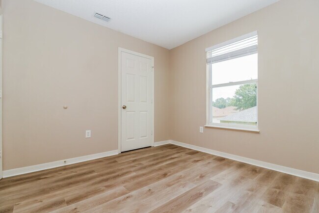 Building Photo - 1108 Cambourne Dr