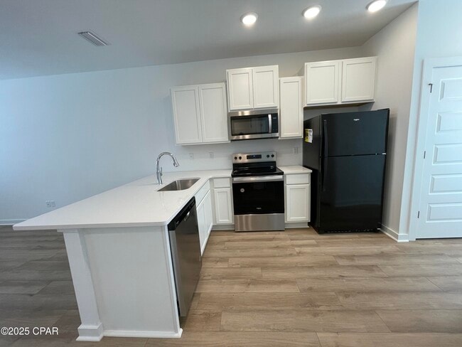 Building Photo - 5860 Tyndall Pkwy
