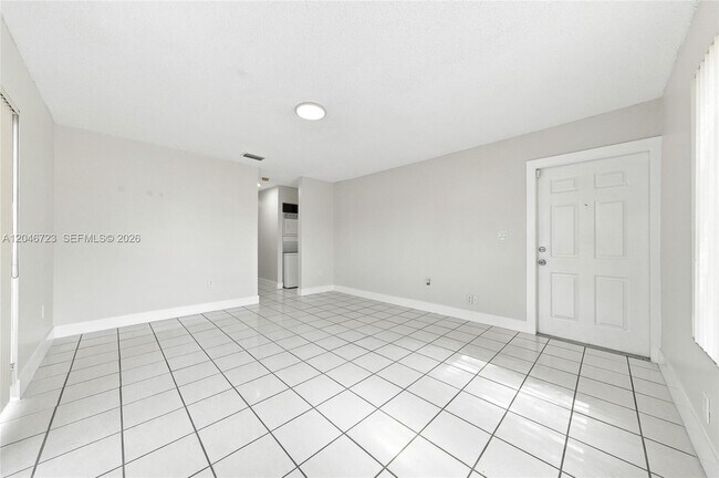 Building Photo - 20117 SW 88th Ct
