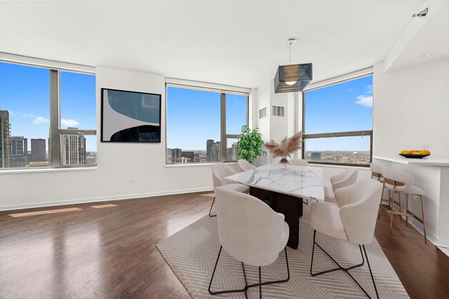 Building Photo - 501 N Clinton St