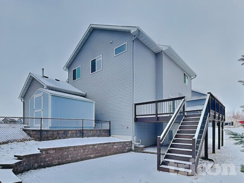 Building Photo - 21444 Hytrail Cir