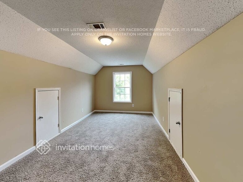 Building Photo - 5915 Raventree Ct