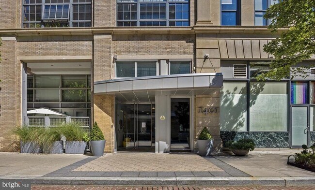 Primary Photo - 1401 Church St NW