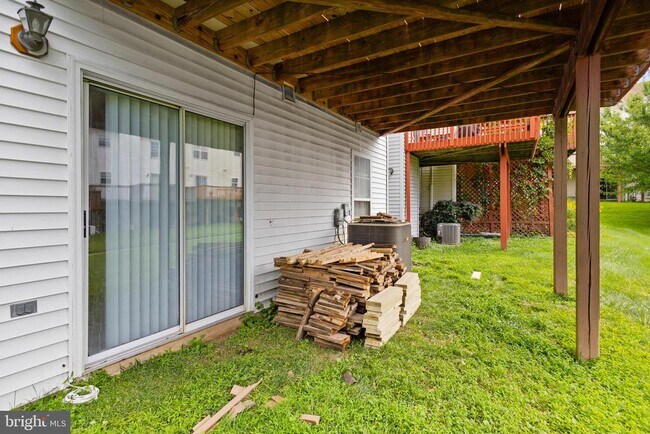 Building Photo - 18506 Carriage Walk Cir