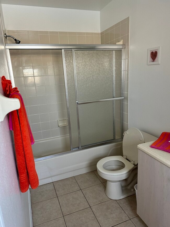 Building Photo - 833 Durango Loop St