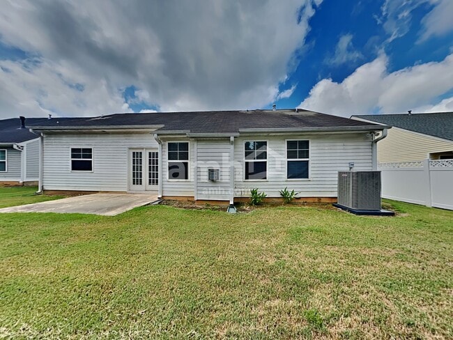 Building Photo - 3900 Village Main St