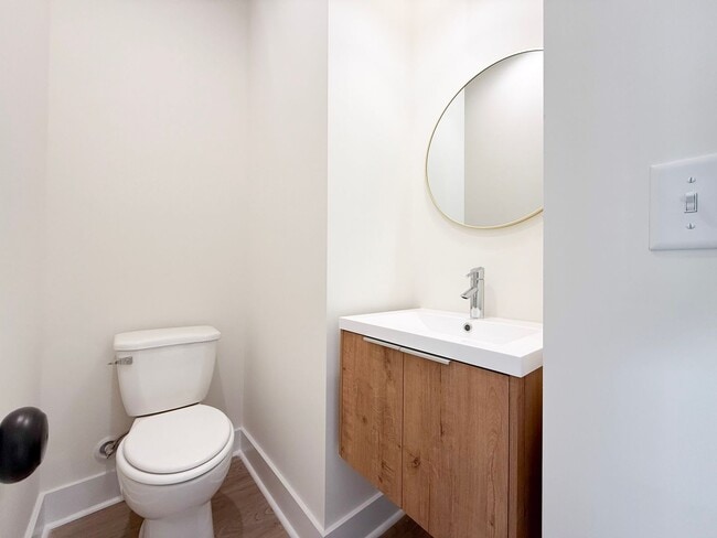 Building Photo - Available August 1: 4-Bedroom Townhome at Highbury + Summer Special Perks
