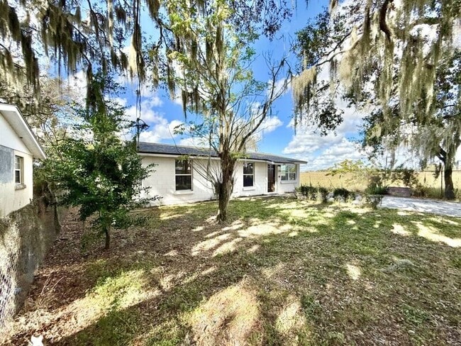 Building Photo - 235 W Northside Dr