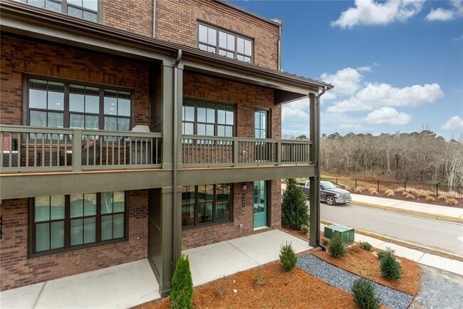 Building Photo - 6680 Cortland Walk