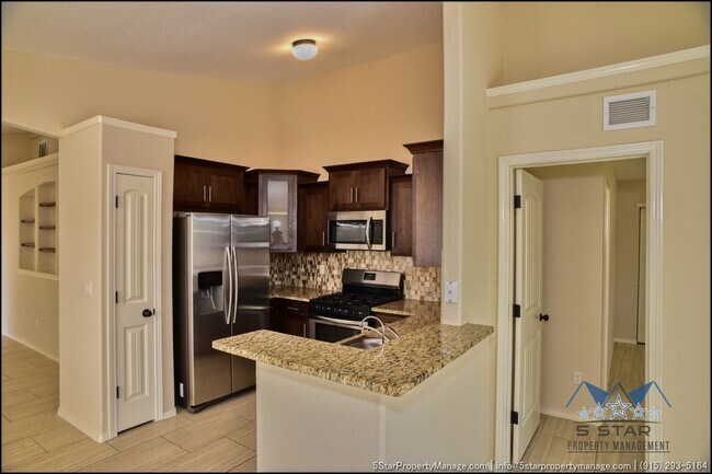 Building Photo - 14920 Tim Hardaway