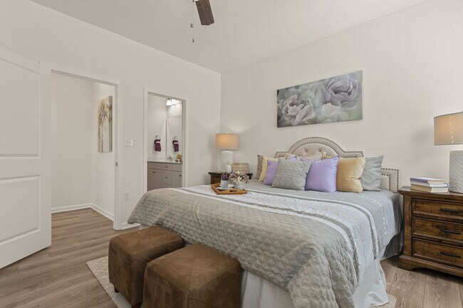 Building Photo - Stunning new 3-bedroom townhouse now available in Powdersville, SC!